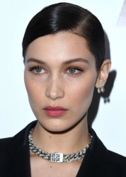 You've Got to Try This Brilliant Blush Hack From Bella Hadid's Makeup Artist