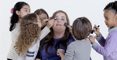 Watch A Bunch Of Little Kids Do SNL's Aidy Bryant's Makeup For A Valentine's Day Date