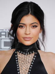 Kylie Jenner Just Wore a Brand New Hair Color